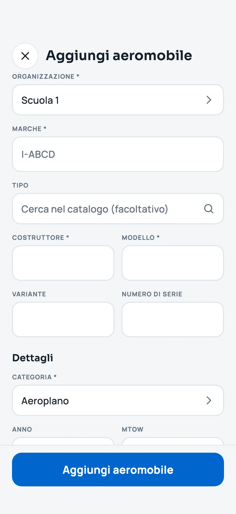 Il modulo per aggiungere un aeromobile, con la scelta dell'organizzazione